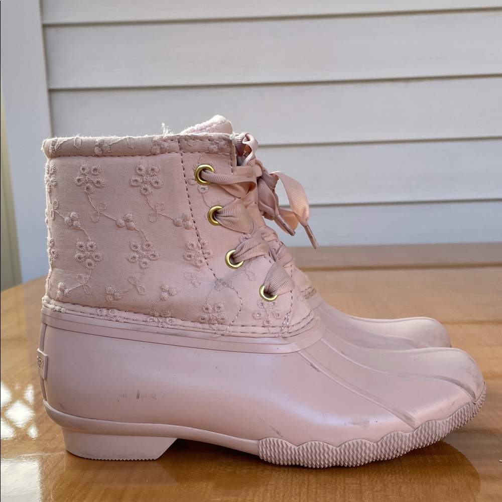Sperry Girls Pink Lace-Up Duck Boots Size 1